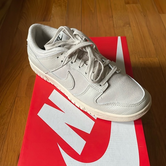 Nike Dunk Low Retro Premium - Picture 2 of 9